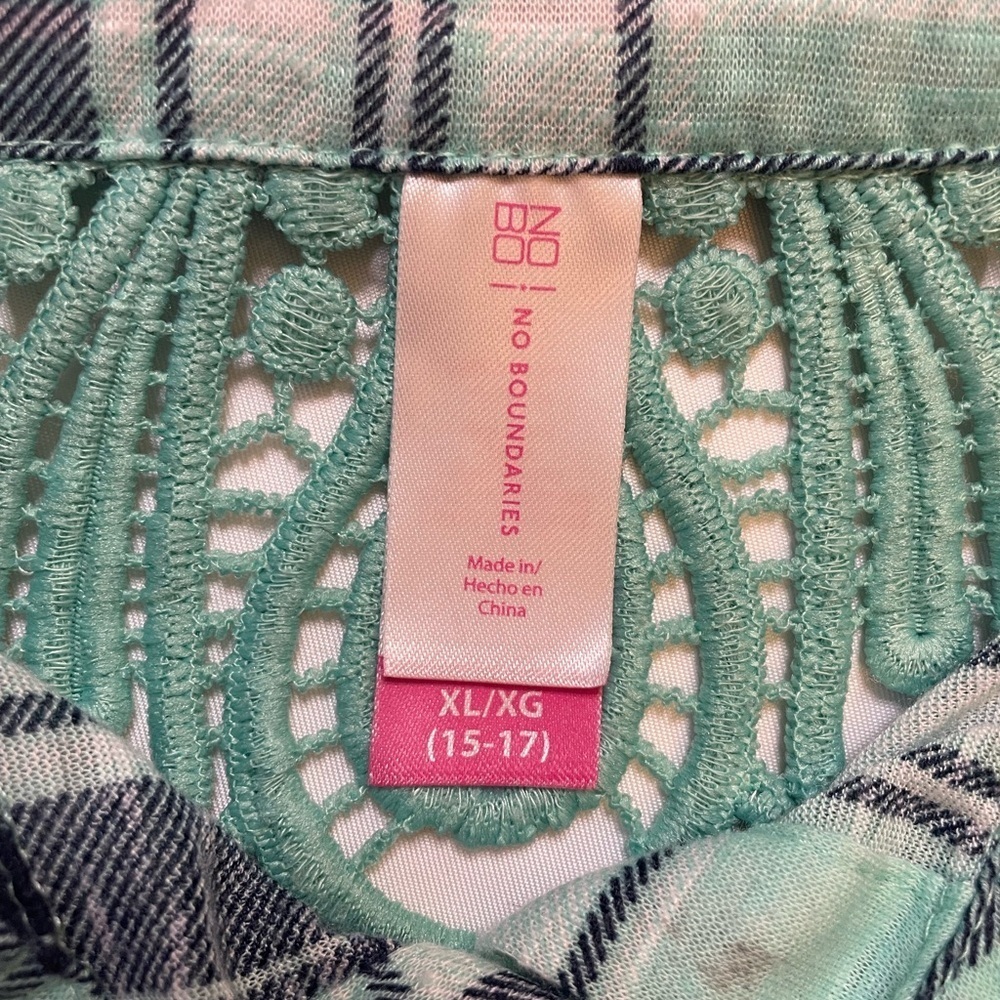 No Boundaries size XL mint green and navy blue plaid button up tank top - Picture 6 of 6
